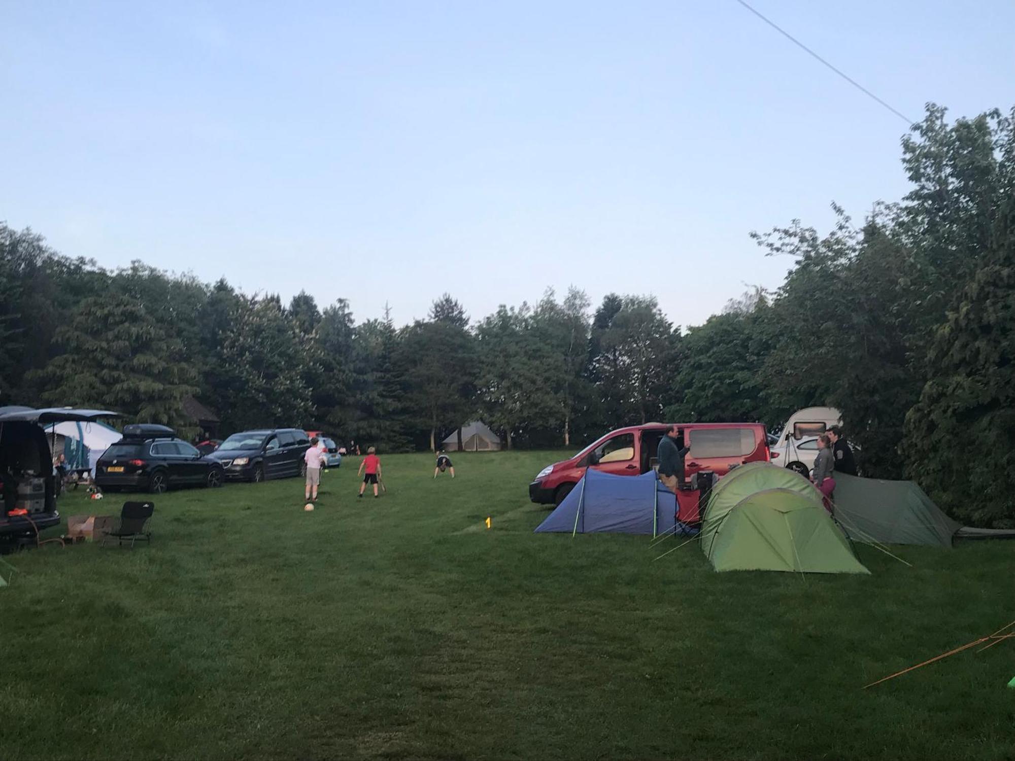 Spacious Bell Tent At Herigerbi Park Lincolnshire Villa Grantham Exterior foto
